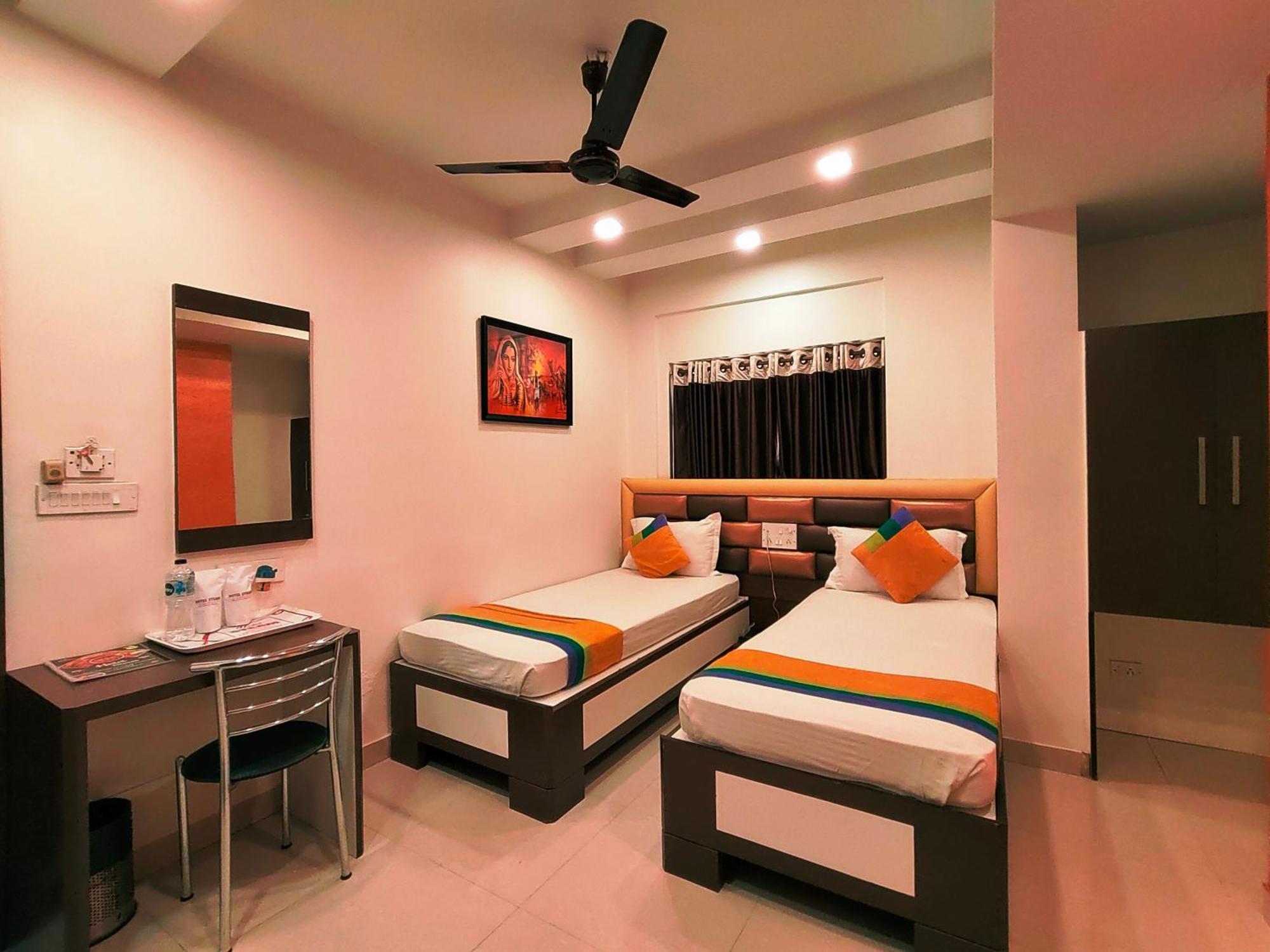 Hotel Steam Καλκούτα Εξωτερικό φωτογραφία